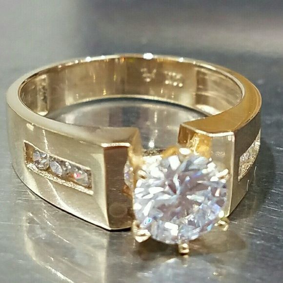 1ct Tound gold engagement ring sizes 5 6 7 8 9 10